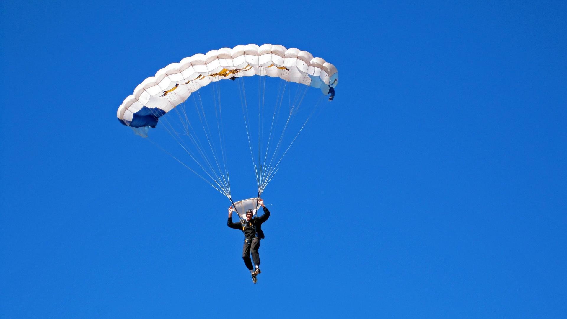 技术趋势：澳德蝶泳更趋自动化节奏，奥运蝶泳表演